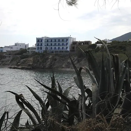 Nikolas Parikia (Paros)