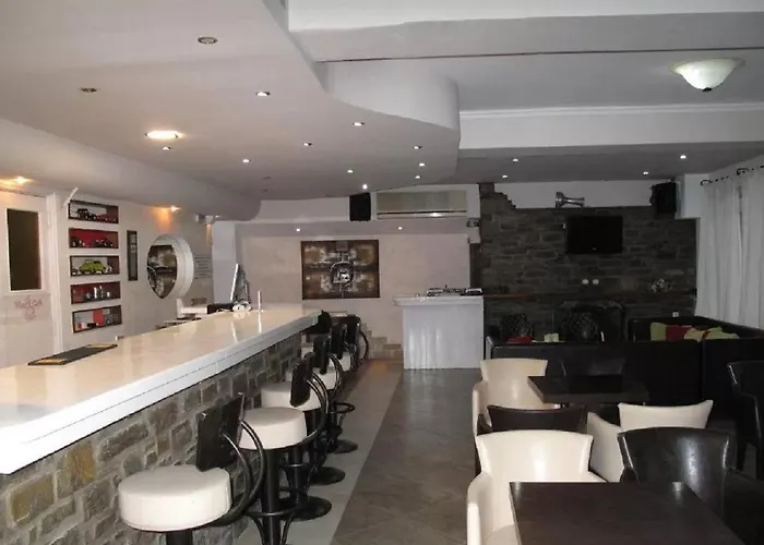 Nikolas パロス島