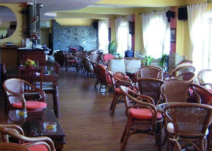 Nikolas 3* Parikia (Paros)