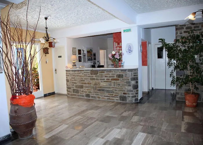 ホテル Nikolas パロス島